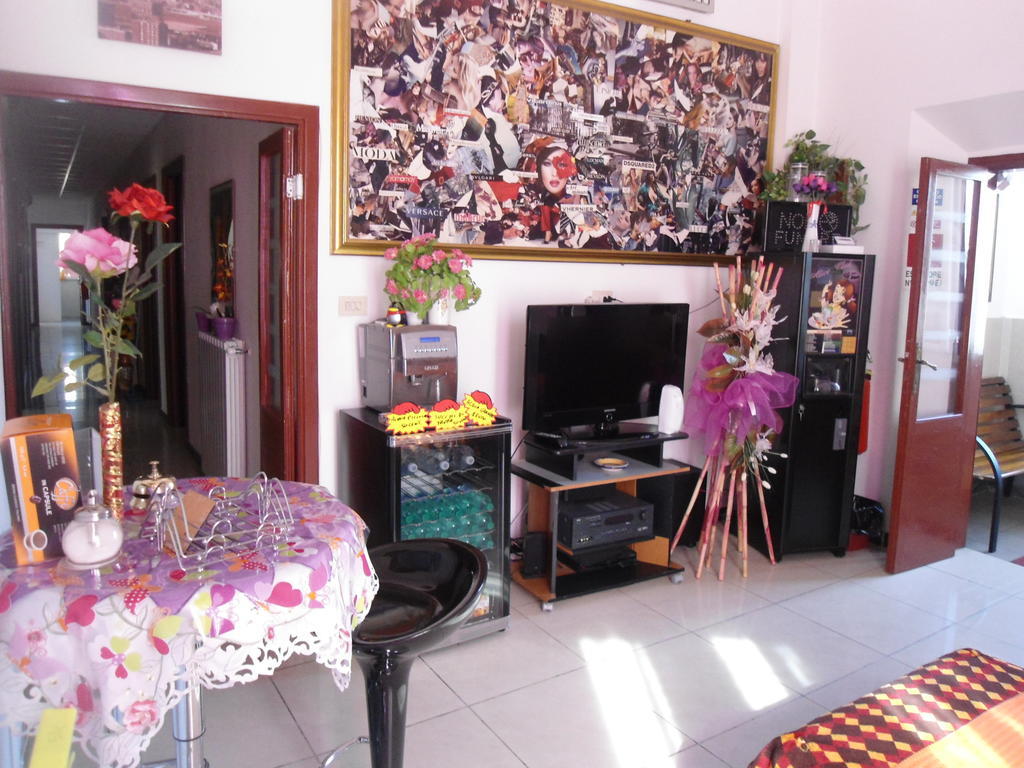 Hotel Houston Livorno - Struttura Esclusivamente Turistica - Not For Business Or Workers 외부 사진