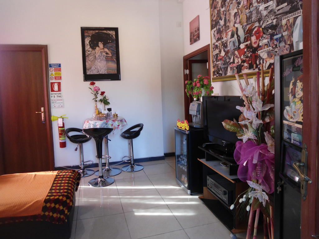 Hotel Houston Livorno - Struttura Esclusivamente Turistica - Not For Business Or Workers 외부 사진