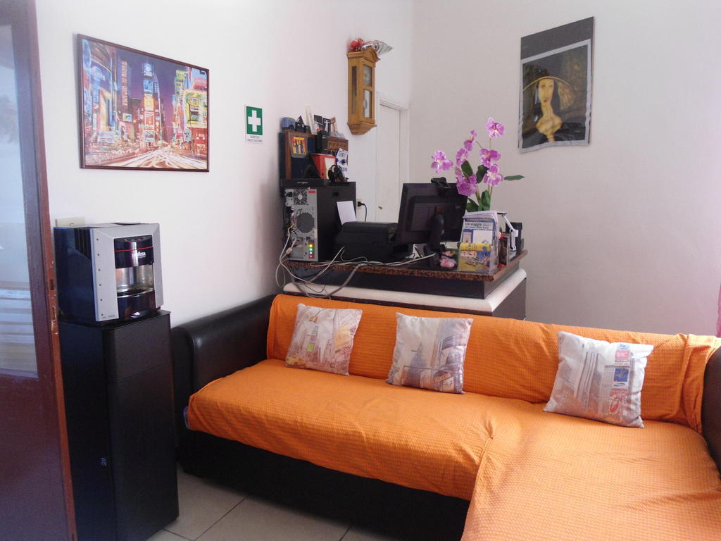Hotel Houston Livorno - Struttura Esclusivamente Turistica - Not For Business Or Workers 외부 사진