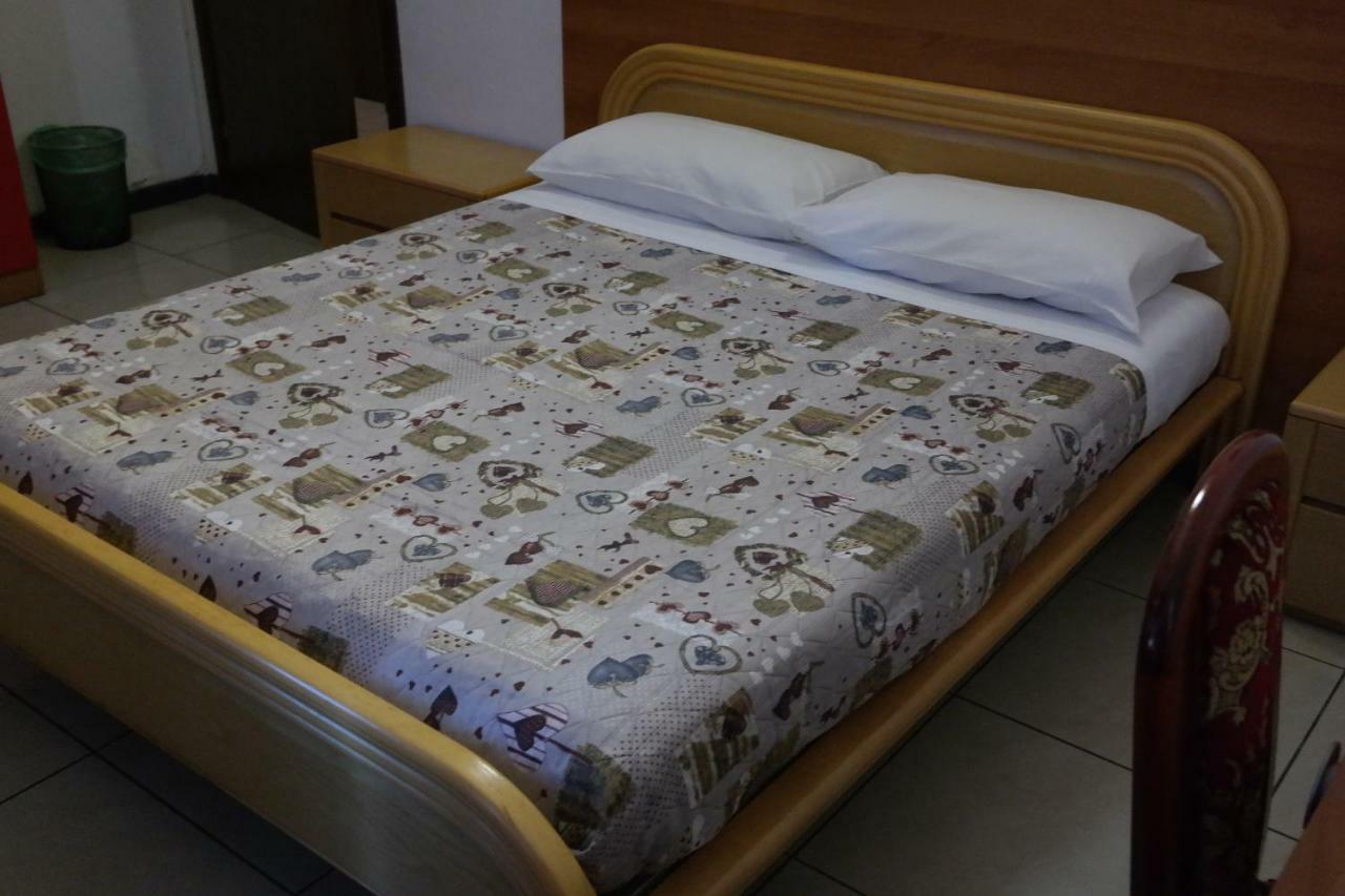 Hotel Houston Livorno - Struttura Esclusivamente Turistica - Not For Business Or Workers 외부 사진