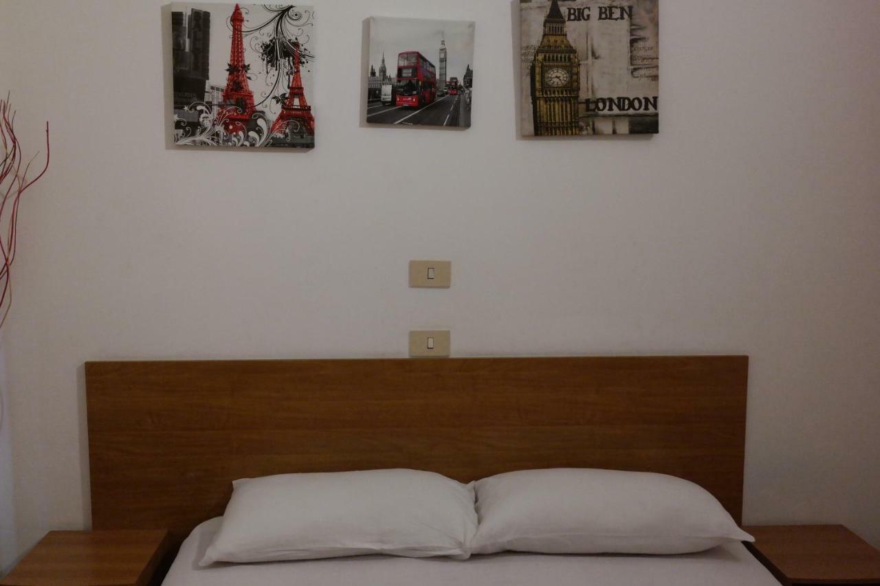 Hotel Houston Livorno - Struttura Esclusivamente Turistica - Not For Business Or Workers 외부 사진