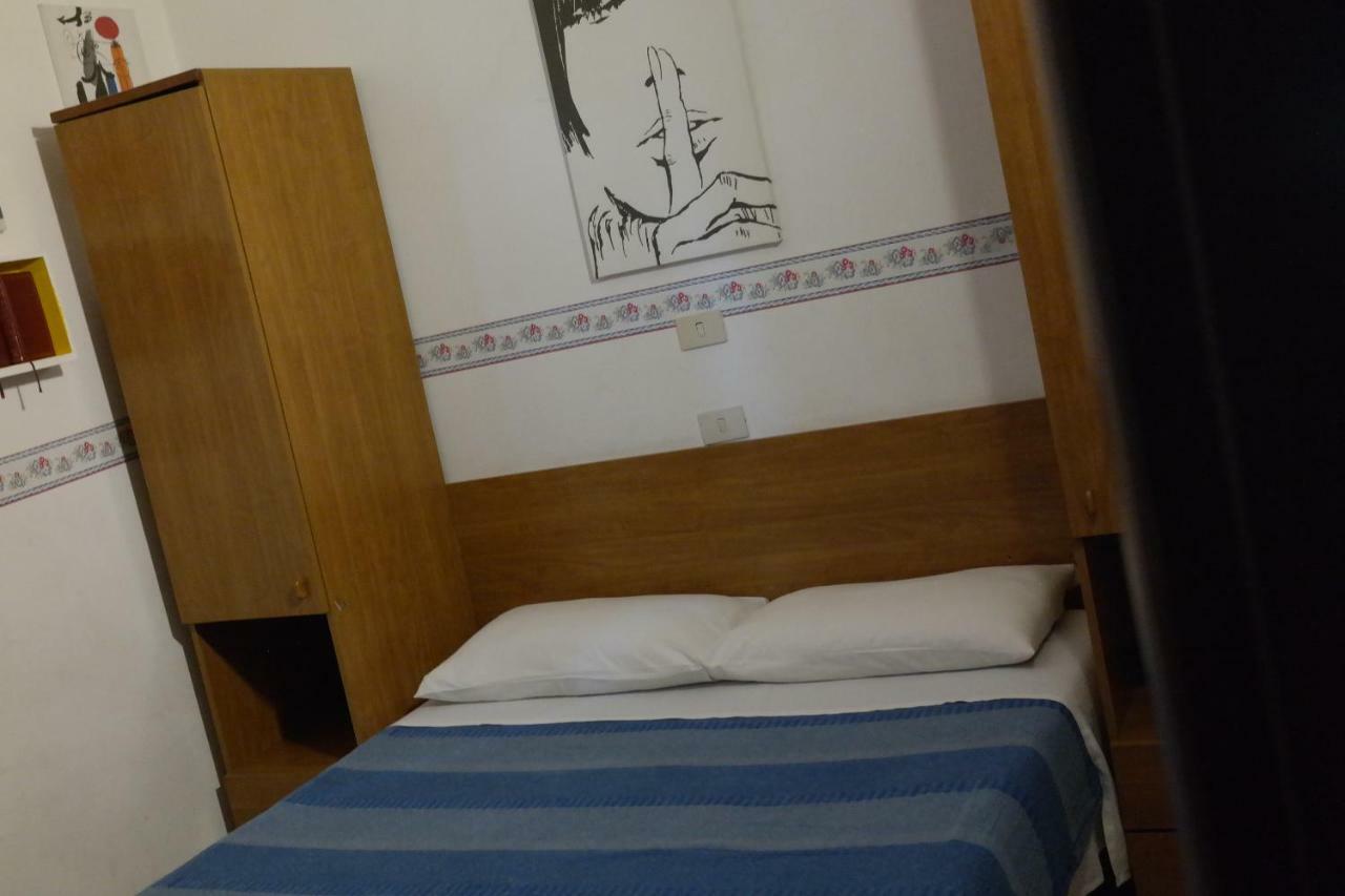 Hotel Houston Livorno - Struttura Esclusivamente Turistica - Not For Business Or Workers 외부 사진