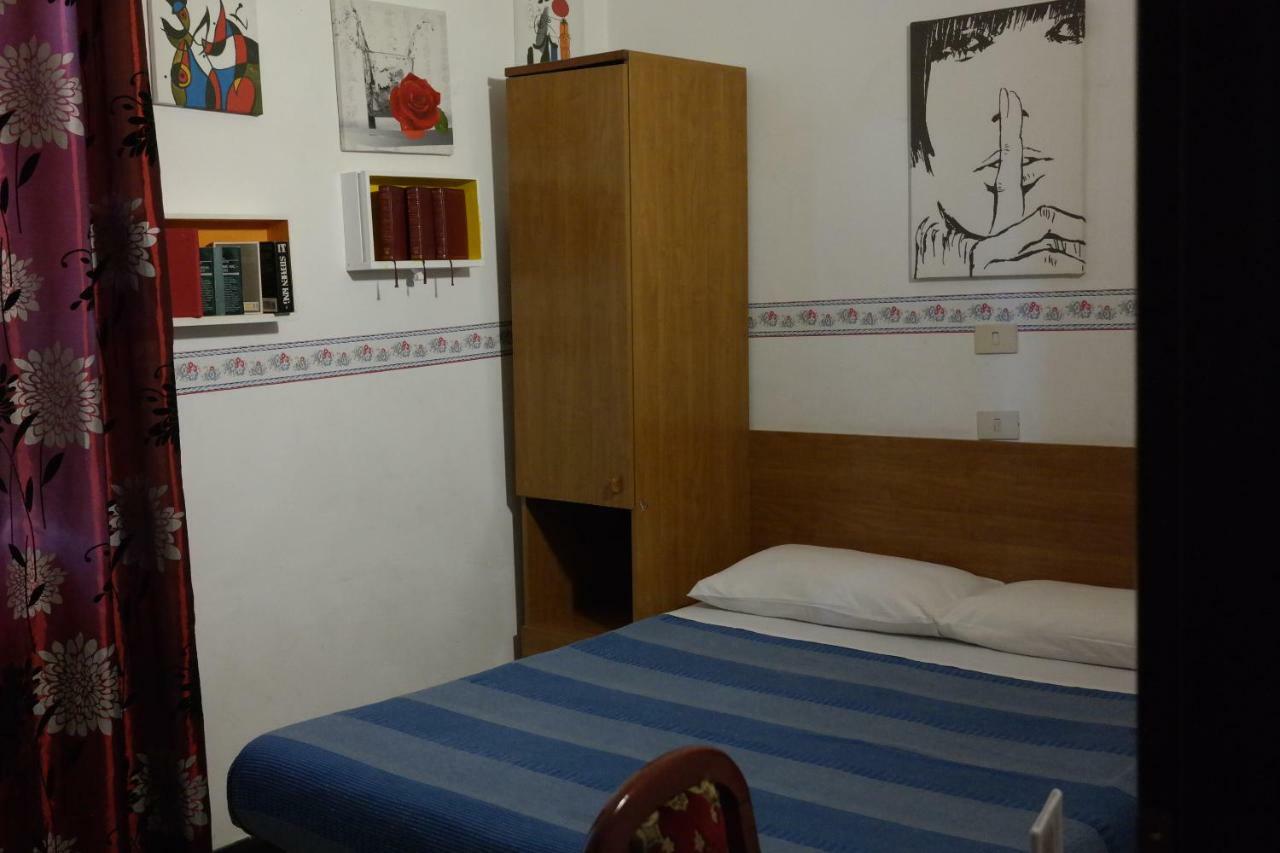 Hotel Houston Livorno - Struttura Esclusivamente Turistica - Not For Business Or Workers 외부 사진