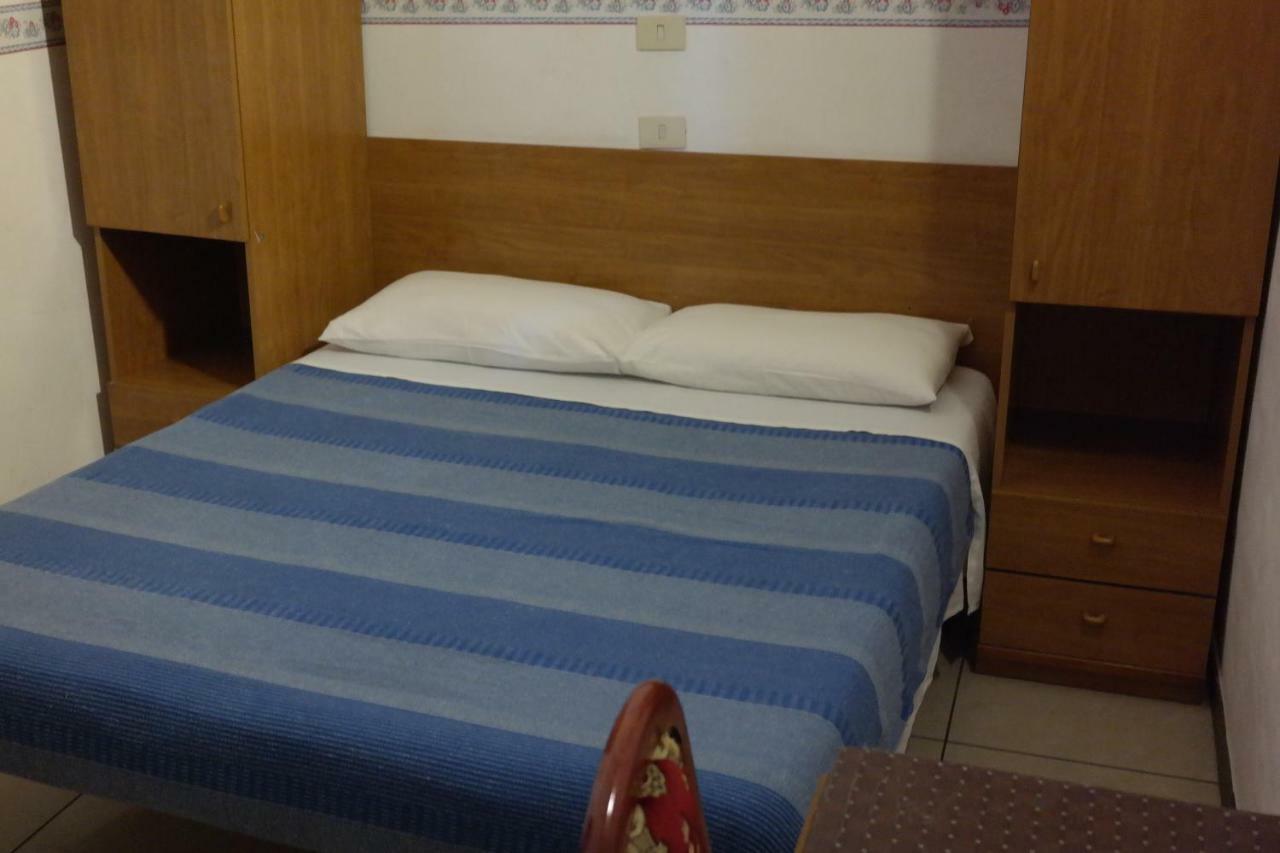 Hotel Houston Livorno - Struttura Esclusivamente Turistica - Not For Business Or Workers 외부 사진