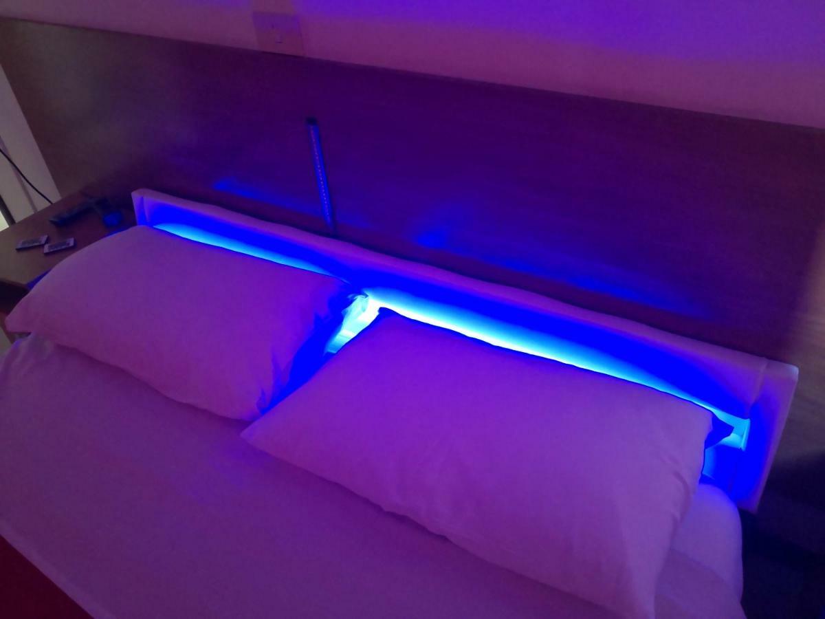 Hotel Houston Livorno - Struttura Esclusivamente Turistica - Not For Business Or Workers 외부 사진
